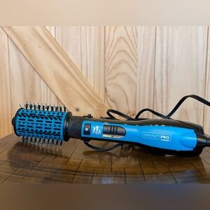 InfinitiPRO Conair Blue Hair Dryer Brush